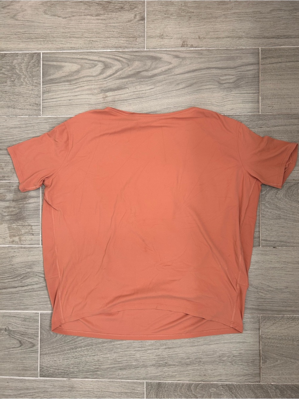 lululemon athletica Back in Action Short Sleeve Tee in Coral Peach size 6
